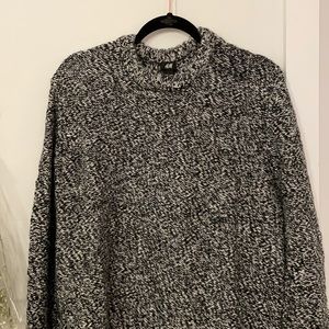 H&M Men’s Large Knit Sweater